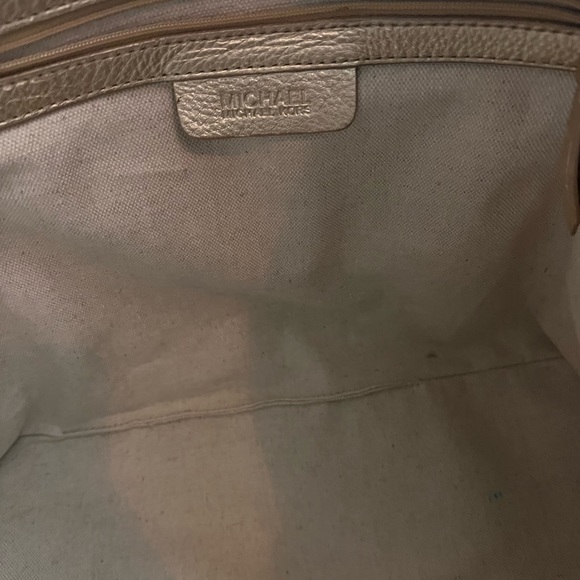 Michael Kors Shoulder Bag - Picture 7 of 9